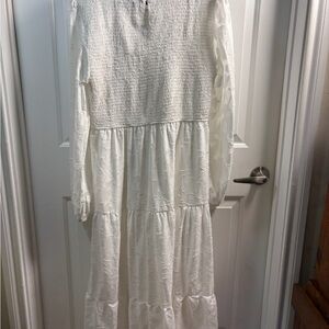 Chic Long Sleeve White Dress